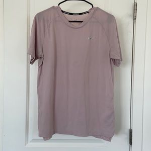 Nike Runnjng Tee